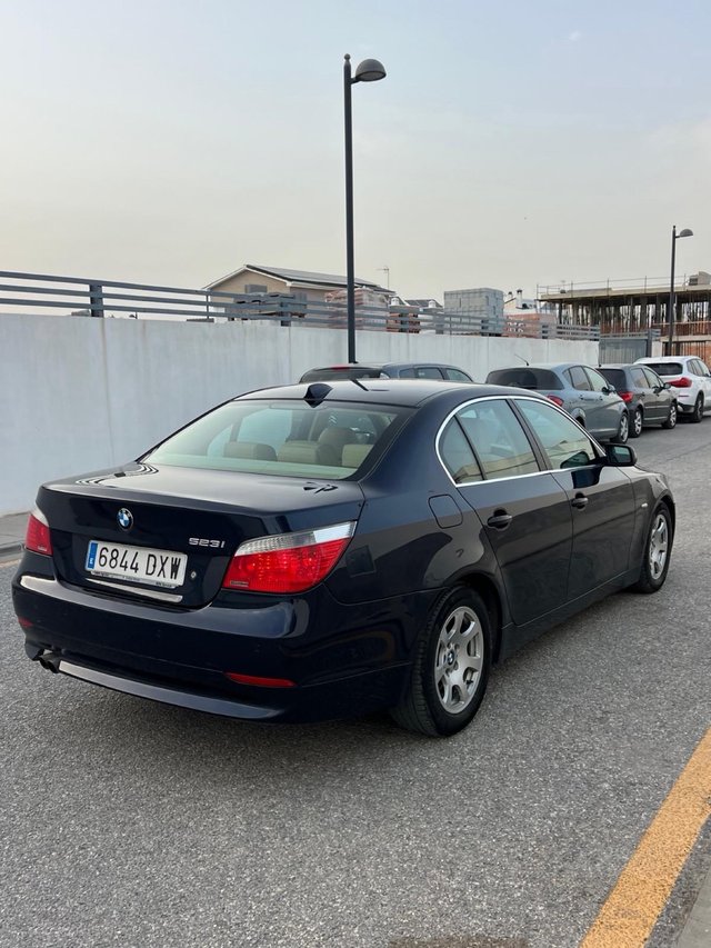 BMW E60 523i 177CV AUTOMATICO NACIONAL