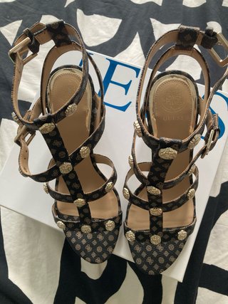Sandalias Guess Talla 38