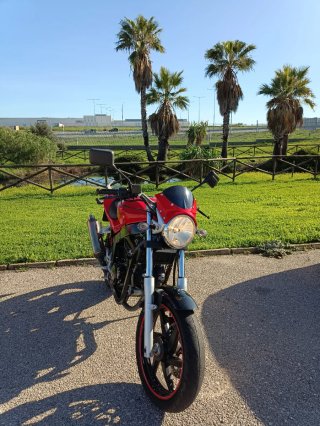 Moto Hyosung Comet GT 125, 2016