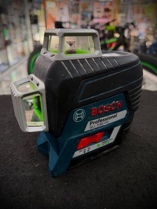 Nivel Láser 3 líneas 360 grados Bosch GLL 3-80 CG