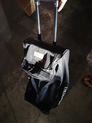 Maleta Kappa Negra Ruedas Gran Capacidad