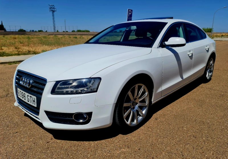 Audi A5 2010 - foto 1