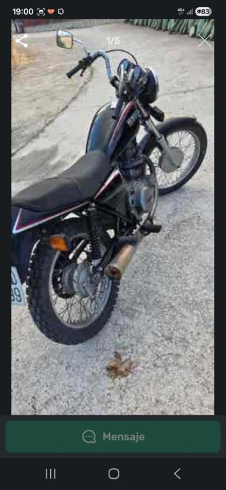 Yamaha Clásica 250cc Negra y Roja