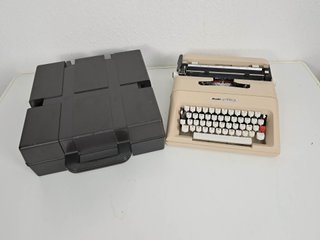 Máquina de escribir Olivetti Lettera 35