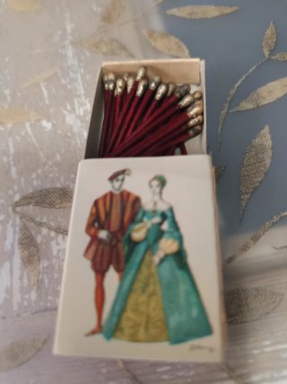8 Scatole di fiammiferi vintage con figure "fosfori oro"