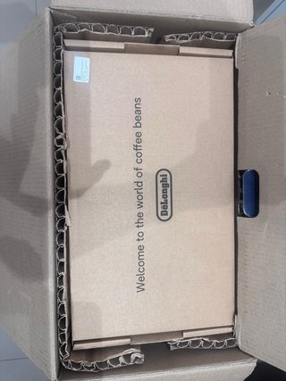 Cafetera Delonghi Rivelia Automática