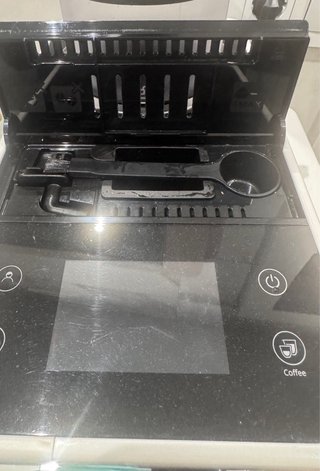 Cafetera Delonghi Rivelia Automática
