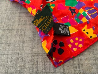 Piccolo foulard in seta Longchamp con stampa