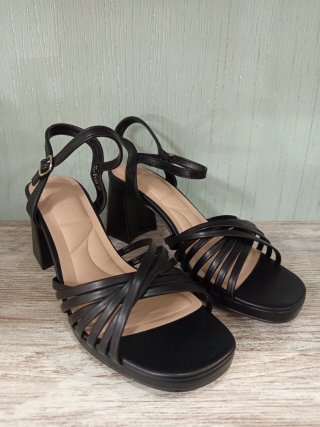 Tacones negros Talla 38, 39 y 40