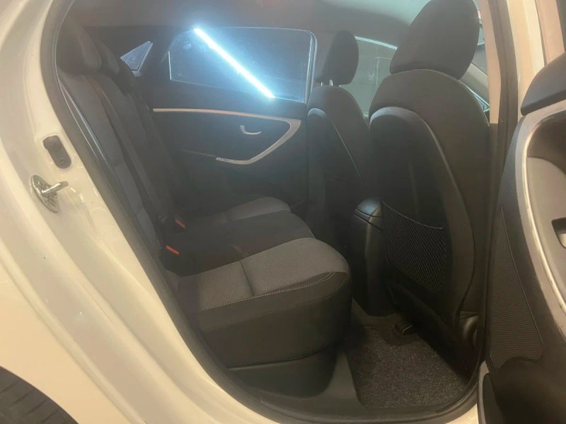 Hyundai i30 1.4 CRDi Tecno Sky 2014, foto 13