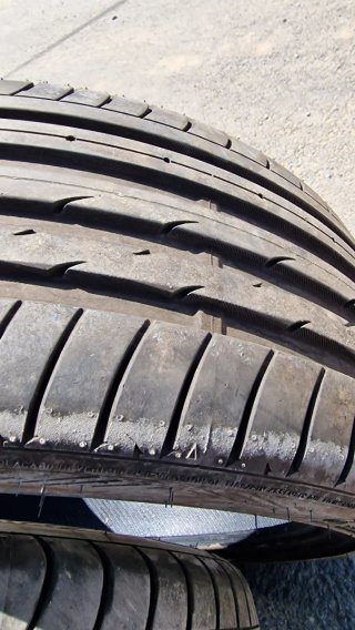 Neumáticos 225/40/18