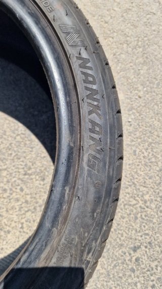 Neumáticos 225/40/18