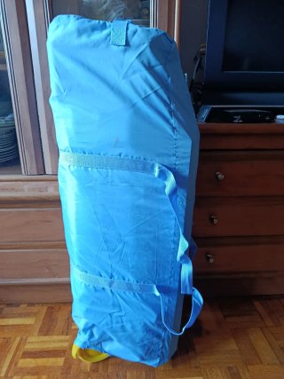 Cuna de viaje azul