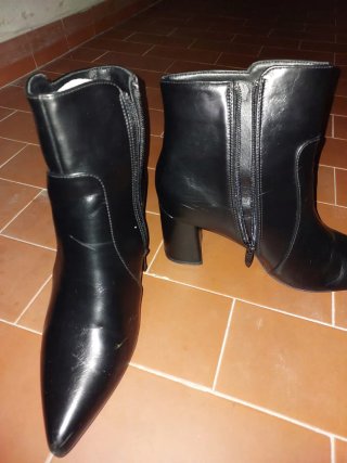 Stivaletti neri eleganti tacco alto, taglia 40/41