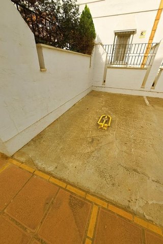Piso en venta en Los Naranjos en Marbella