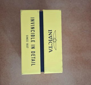 Conjunto de relojes invicta y uno festina