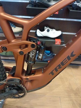 Trek Fuel Exe