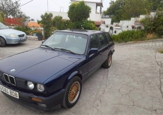 BMW e30 touring