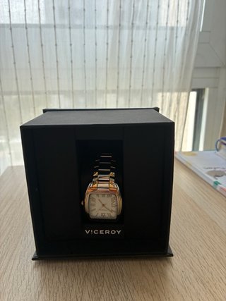 Reloj Viceroy Bicolor Dorado y Plateado