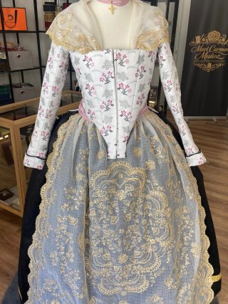 Traje de Fallera tradicional