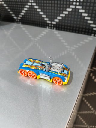 Hot Wheels Semi-Psycho 2013 HW Imagination