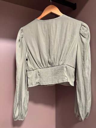 Blusa Stradivarius color verde agua/mint. Nueva