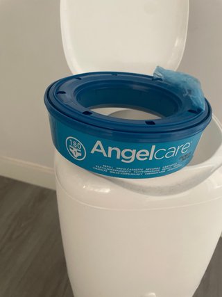 Cubo para pañales blanco negociable