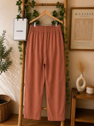 Pantalones color maquillaje