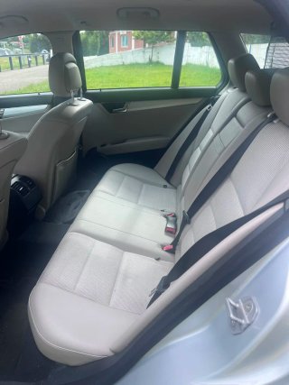 Mercedes-Benz Clase C 2010