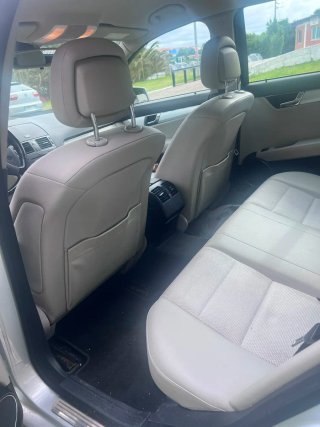 Mercedes-Benz Clase C 2010