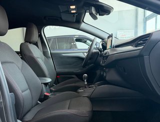 Ford Focus 1.0 Ecob. MHEV 92kW ST-Line Design SIP