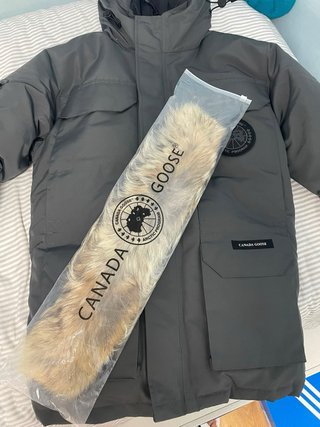 Chaqueta Canada Goose Gris Nueva