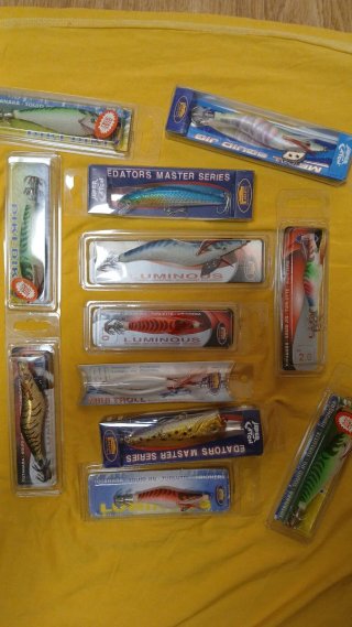 Lotes de señuelos de pesca variados