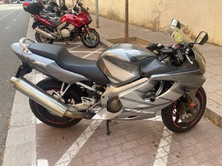 Honda CBR 600 F4 Plata 50.000 km