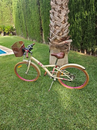 Bicicleta Btwin niña