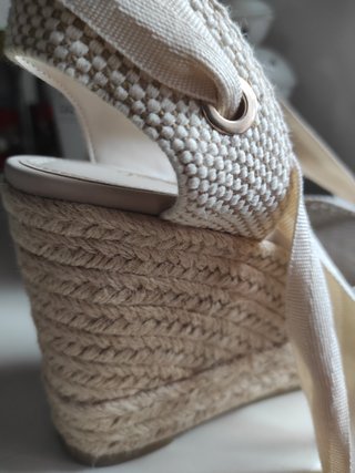 Zara beige cinture esparto