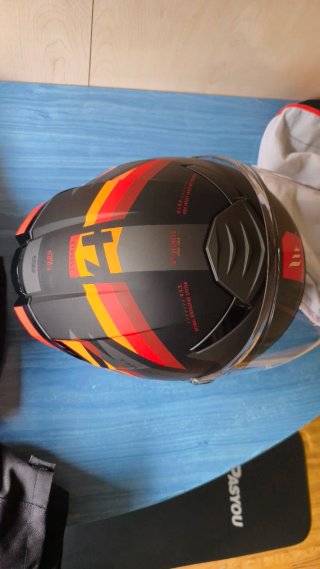 Casco de moto MT Helmets Talla L
