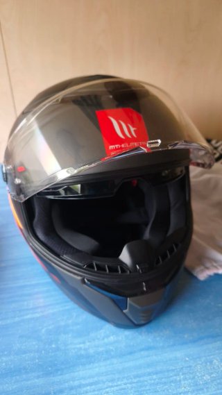 Casco de moto MT Helmets Talla L