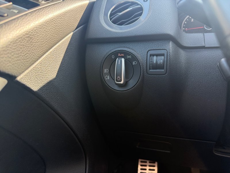 Volkswagen Tiguan 2012, foto 21