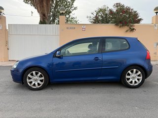 Volkswagen Golf 2004
