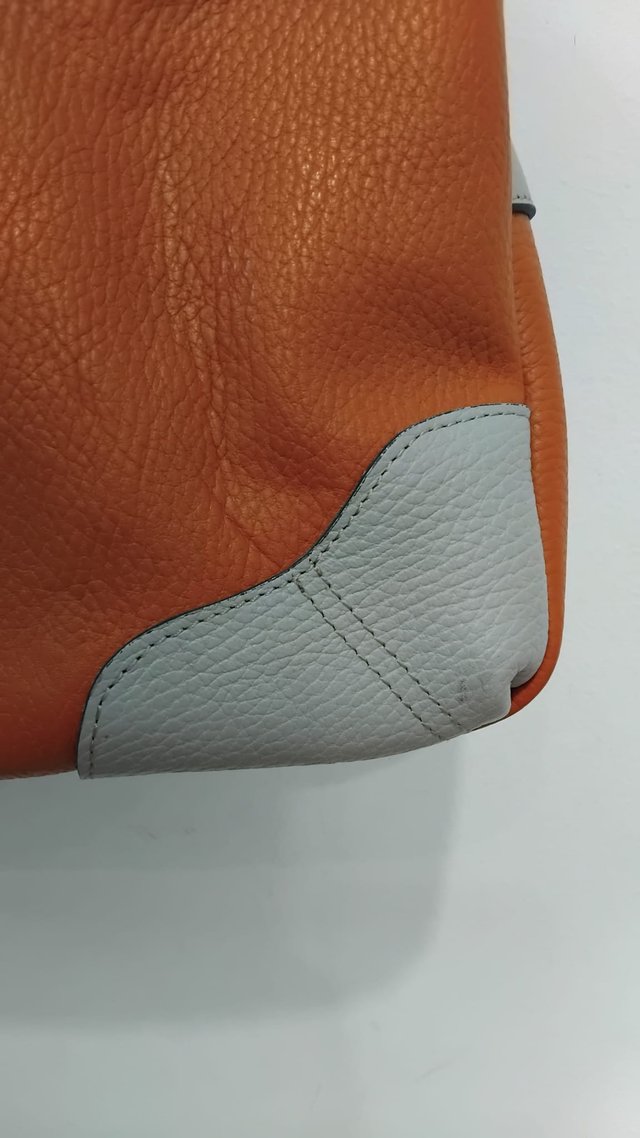 Bolso de hombro Katana piel naranja y gris