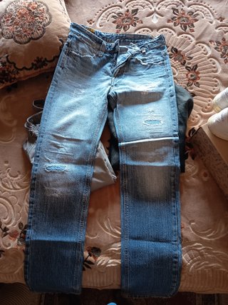 Bomber uomo con Scarpe Nike e jeans ex-j