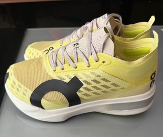 Zapatillas On Running Cloudboom Strike 39 eu