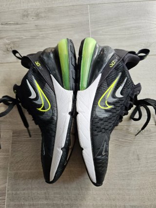 Zapatillas Nike Air Max 270 Negras y Verdes Niño