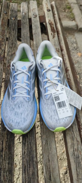 ADIDAS supernova