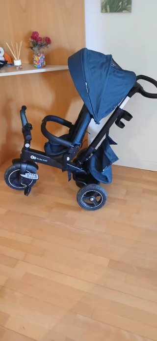 Triciclo Kinderkraft azul