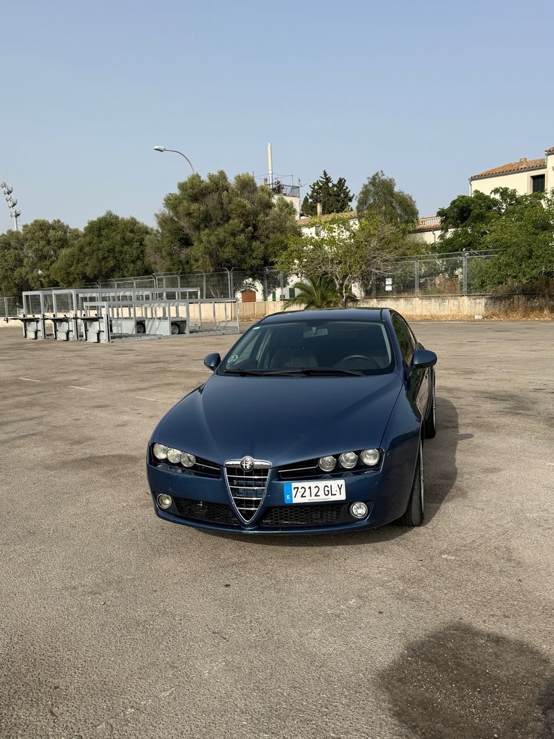 Alfa Romeo 159 2009 - foto 1