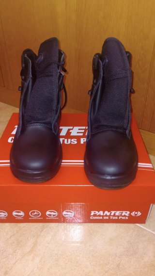 Botas Panter Talla 41 Negras