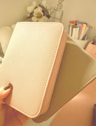 Cartera A7 Anillas Cash Stuffing oro rosa