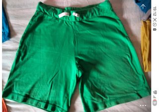 Pantalones cortos verdes